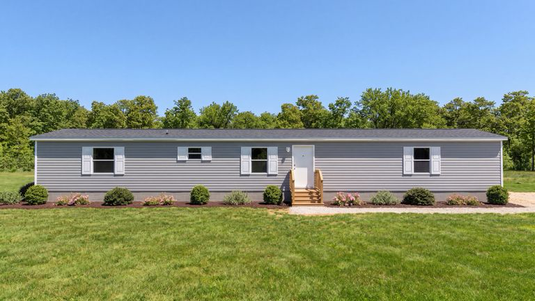 TRU Birch manufactured home exterior