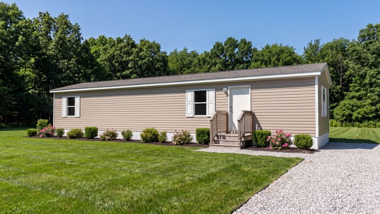 TRU Elm manufactured home exterior